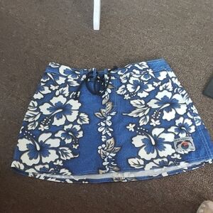 SEA WIZARD Blue and White Fisherman Core Floral Mini Skirt